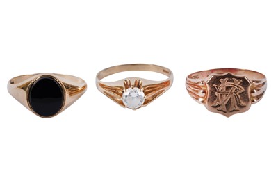 Lot 8 - THREE RINGS