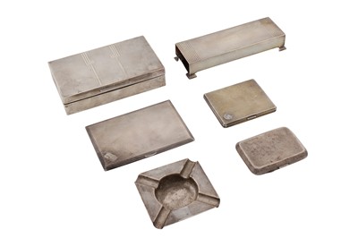 Lot 179 - A mixed group of sterling silver