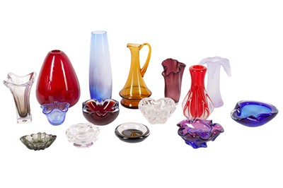 Lot 260 - A COLLECTION OF STUDIO GLASS