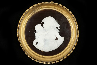 Lot 320 - A fine antique 19th Century handcarved Dieppe...