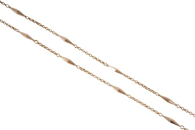 Lot 26 - A FANCY LINK FOB CHAIN