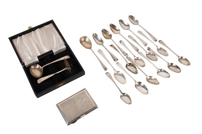 Lot 148 - A MIXED GROUP OF SIXTEEN GEORGIAN STERLING SILVER TEASPOONS