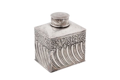 Lot 199 - A Victorian sterling silver tea caddy, London 1895 by William Comyns