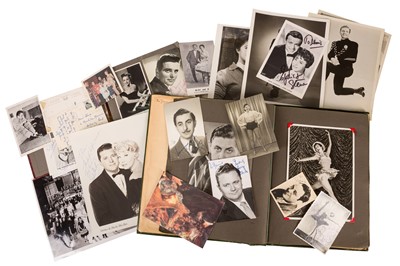 Lot 258 - Vintage Entertainment.- Incl. Peter Sellers