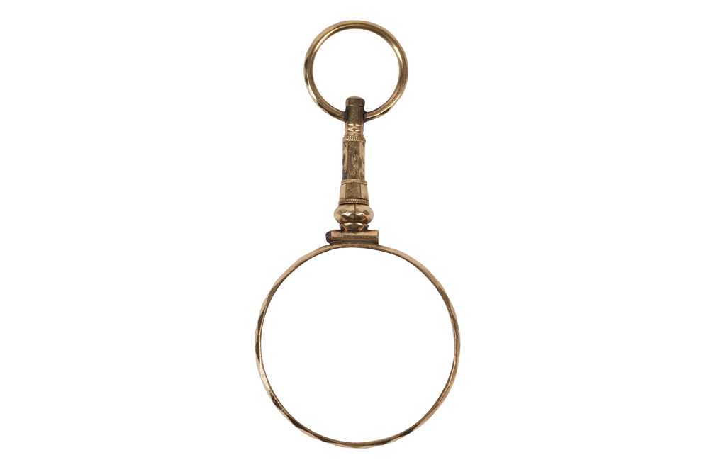 Lot 52 - A MAGNIFYING GLASS