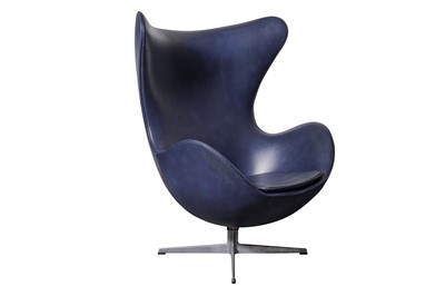 Lot 189 - ARNE JACOBSEN (DANISH 1902-1971) FOR FRITZ HANSEN