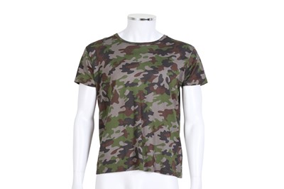 Lot 227 - Saint Laurent Men's Green Camo T-Shirt - Size M