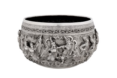 Lot 229 - A mid-20th century Burmese silver bowl, Rangoon circa 1950