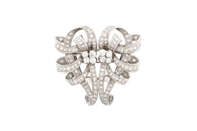 Lot 71 - A DIAMOND CLIP BROOCH, EARLY 20TH CENTURY