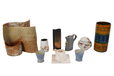 Lot 215 - A COLLECTION OF STUDIO POTTERY