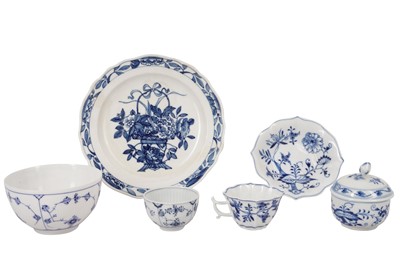 Lot 191 - A GROUP OF MEISSEN PORCELAIN ITEMS