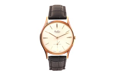 Lot 439 - BENTINA STAR WRISTWATCH - 9K GOLD