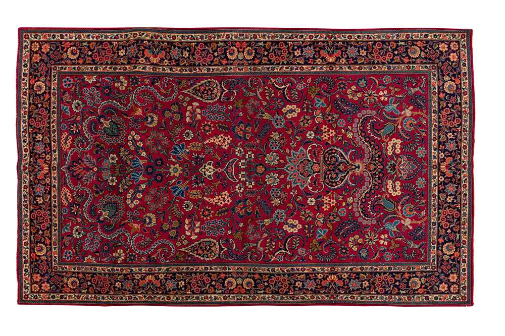 Lot 45 - A FINE KASHAN PRAYER RUG, CENTRAL PERSIA