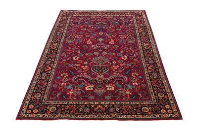 Lot 45 - A FINE KASHAN PRAYER RUG, CENTRAL PERSIA