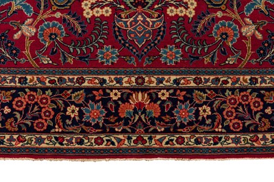 Lot 45 - A FINE KASHAN PRAYER RUG, CENTRAL PERSIA