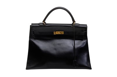 Lot 300 - Hermes Black Box Kelly Sellier 35