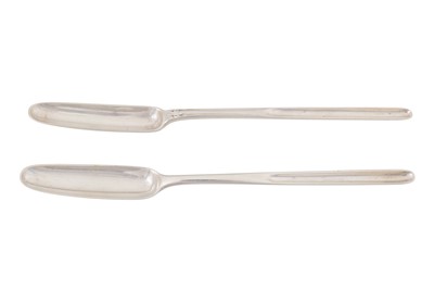 Lot 141 - A Victorian sterling silver marrow scoop, London 1866 by George Adams of Chawner and Co