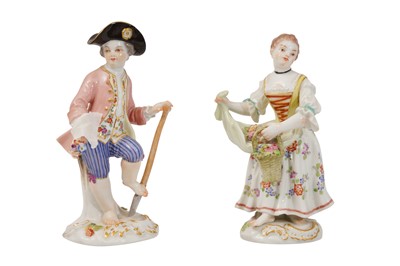 Lot 199 - A PAIR OF MEISSEN PORCELAIN FIGURES
