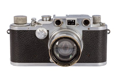 Lot 257 - A Leica IIIc 'Luftwaffen Eigentum' Rangefinder Camera
