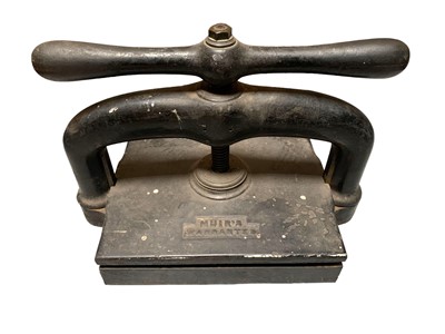 Lot 114 - Bookbinding equipment: nipping press