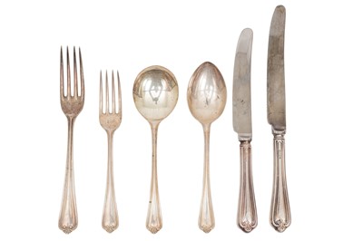 Lot 136 - An Elizabeth II sterling silver part-canteen / table service, Sheffield 1993 by United Cutlers Ltd