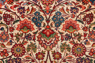 Lot 22 - A FINE KASHAN CARPET, CENTRAL PERSIA