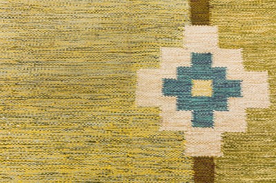 Lot 20 - A FINE SWEDISH KILIM