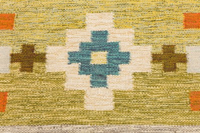 Lot 20 - A FINE SWEDISH KILIM
