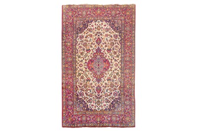 Lot 37 - A FINE KASHAN CARPET, CENTRAL PERSIA