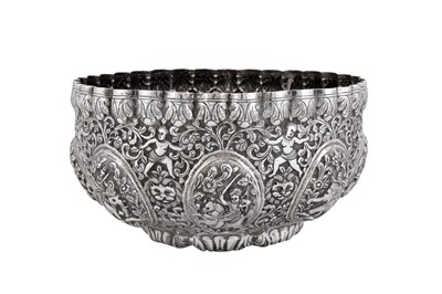 Lot 209 - An early 20th century Anglo – Indian unmarked silver bowl, Lucknow circa 1910
