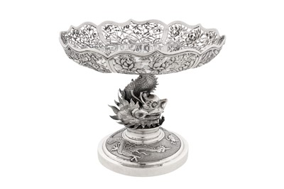 Lot 111 - A late 19th / early 20th century Chinese export silver comport or footed tazza, Canton circa 1900, marked Hou Xiang, retailed by Wang Hing