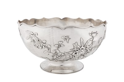 Lot 17 - HSBC interest - An early 20th century Chinese export silver punch bowl, Shanghai dated 1928, marked Kun Chang, retailed by Wang Hing of Canton and Hong Kong