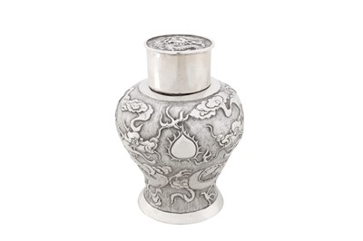 Lot 58 - An early 20th century Chinese export silver tea caddy, Canton circa 1910, marked Rong Fa, retailed by Gem Wo