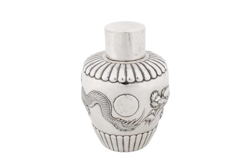 Lot 16 - An early 20th century Chinese export silver tea caddy, Shanghai or Hong Kong circa 1920, marked Qing, retailed by Kwan Wo of Canton or Hong Kong