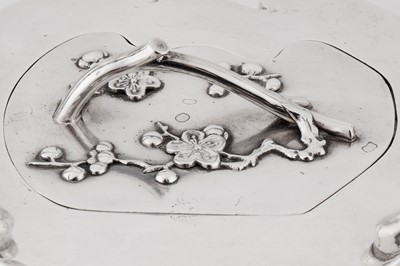 Lot 103 - An early 20th century Chinese export silver kettle on stand, Shanghai circa 1920, marked Ju Chang, retailed by Chi Cheong of Canton and Hong Kong