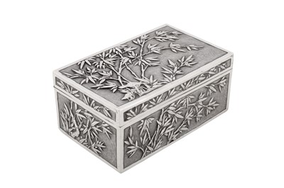 Lot 74 - An early 20th century Chinese export silver cigarette box, Shanghai dated 1904, marked Di, retailed by Wang Hing of Canton