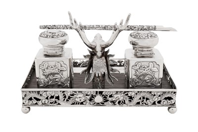 Lot 121 - A late 19th / early 20th century Chinese export silver inkstand, Canton circa 1900, marked Qiao Yuan Sheng, retailed by Luen Wo of Shanghai