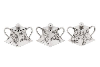 Lot 60 - A pair of early 20th century Chinese export silver mustard pots, Shanghai circa 1930, marked Xing Fa, retailed by Luen Wo