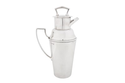 Lot 481 - A George V sterling silver cocktail shaker jug, Birmingham 1927 by Asprey and Co