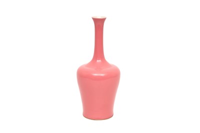 Lot 275 - A CHINESE MONOCHROME PINK-GLAZED VASE