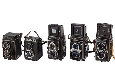 Lot 238 - A Selection of TLR Cameras