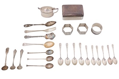 Lot 152 - A mixed group of sterling silver