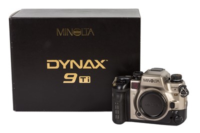 Lot 243 - A Minolta Dynax 9 Ti SLR Camera