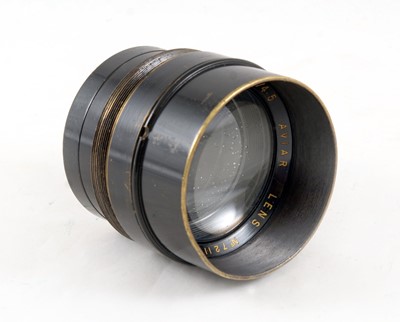 Lot 208 - An Ex-WD TT&H 8 1/4 inch f4.5 Aviar Lens.
