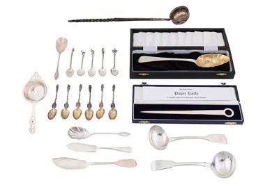 Lot 146 - A mixed group of sterling silver flatware
