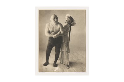 Lot 16 - Irving Penn (1917-2009)