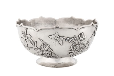 Lot 76 - An early 20th century Chinese export silver bowl, Shanghai circa 1920, marked Ti, retailed by Wo Shing of Shanghai