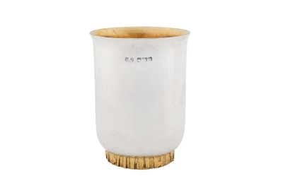 Lot 444 - An Elizabeth II modernist parcel gilt sterling silver beaker, London 1978 by Brian Asquith (1930-2008)