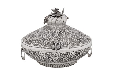 Lot 289 - A mid-20th century Egyptian 900 standard silver marriage casket, Cairo 1965-67