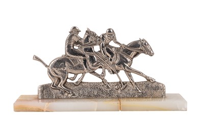 Lot 242 - A SILVERED METAL SCULPTURE OF POLO PLAYERS ON ONYX BASE, MID-20TH CENTURY